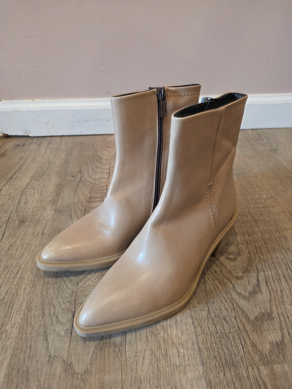 La CANADIENNE Tan Pointed Toe Leather Ankle Boots